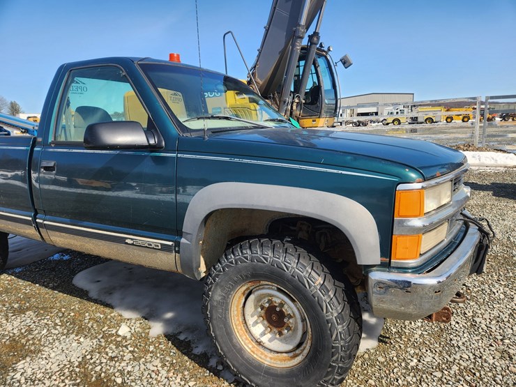 1998-chevrolet-3500-image-16