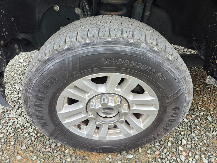 2019-ford-f350-xlt-image-61