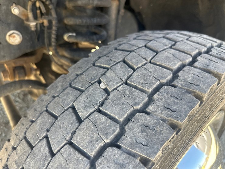 2019-ford-f550-image-53