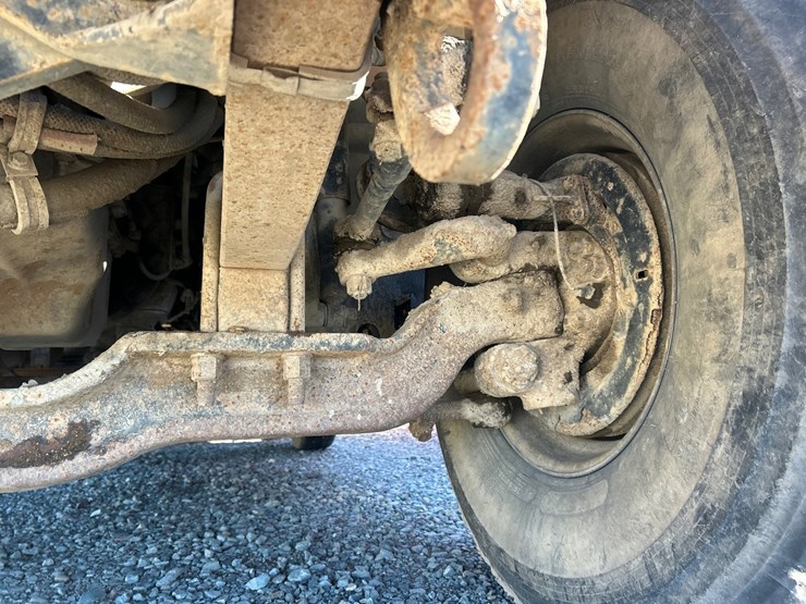 2001-mack-rd688s-image-46