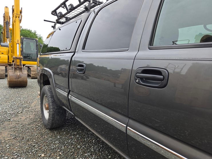 2002-gmc-1500hd-image-34