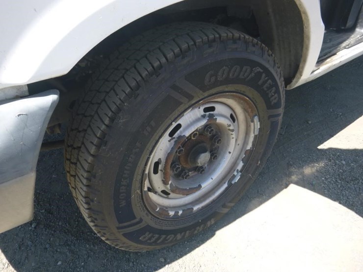 2003-dodge-ram-van-image-13