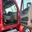 2017-freightliner-cascadia-125-image-41