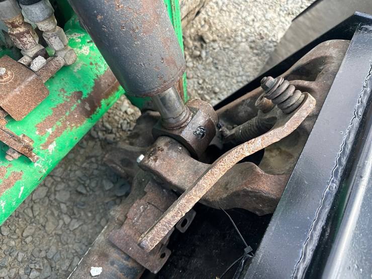 2021-bobcat-t76-image-31