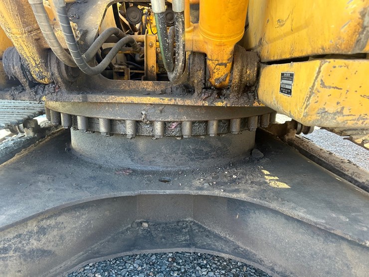 2000-deere-200-lc-image-31