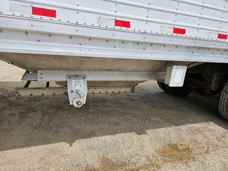 2015-stoughton-trailer-image-18