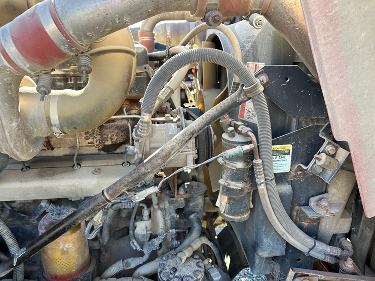2001-mack-rd688s-image-65