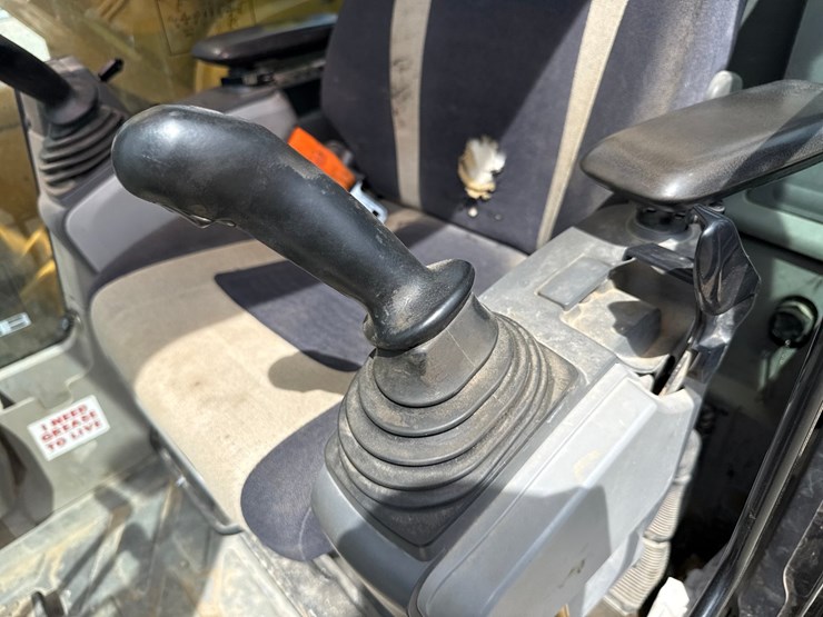 2017-caterpillar-336fl-image-66