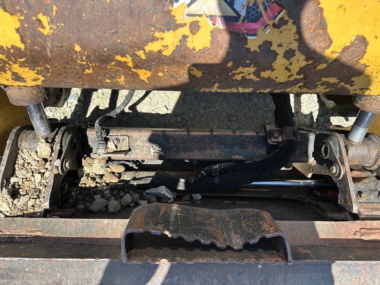 caterpillar-299d3-xe-image-28