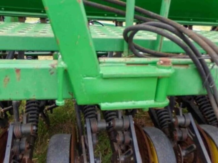john-deere-750-image-10