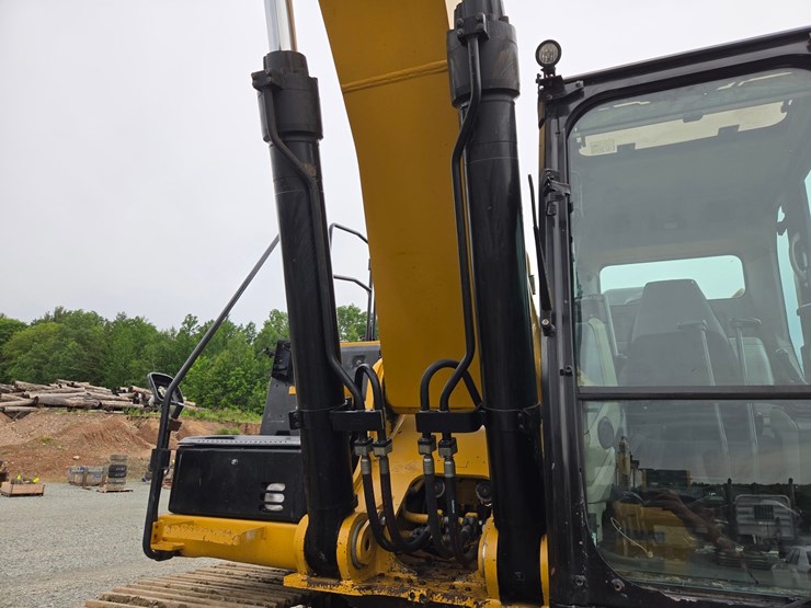 caterpillar-349el-image-24