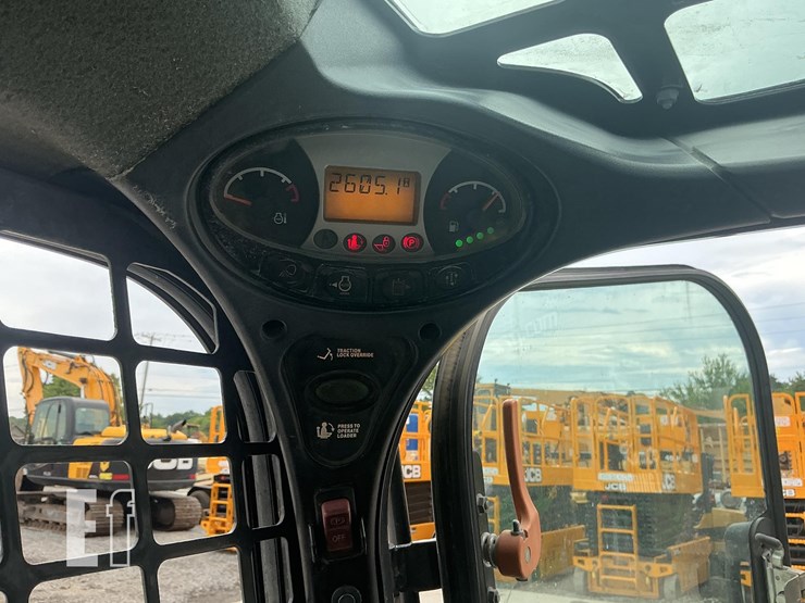 2020-bobcat-t870-image-17