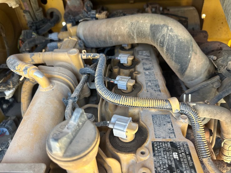 2019-caterpillar-279d-image-40