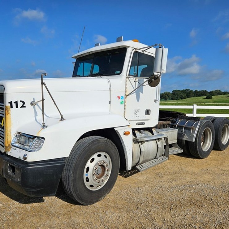 2001 FREIGHTLINER FLD120