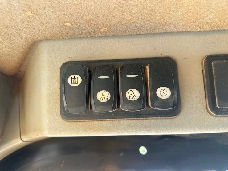 2019-caterpillar-279d-image-29