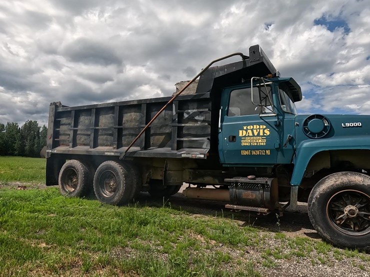 ford-l9000-image-7