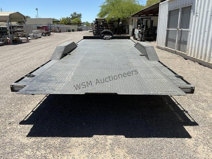 2025-maxx-d-18x-tilt-bed-trailer-image-6