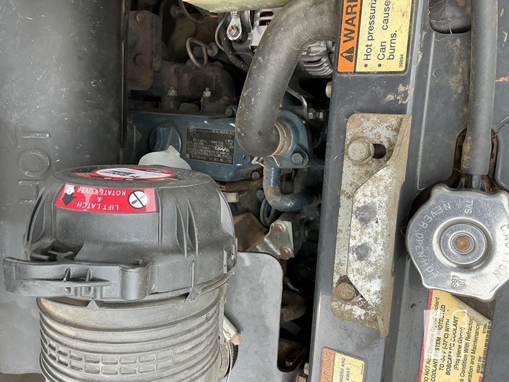 2021-bobcat-mt100-image-16