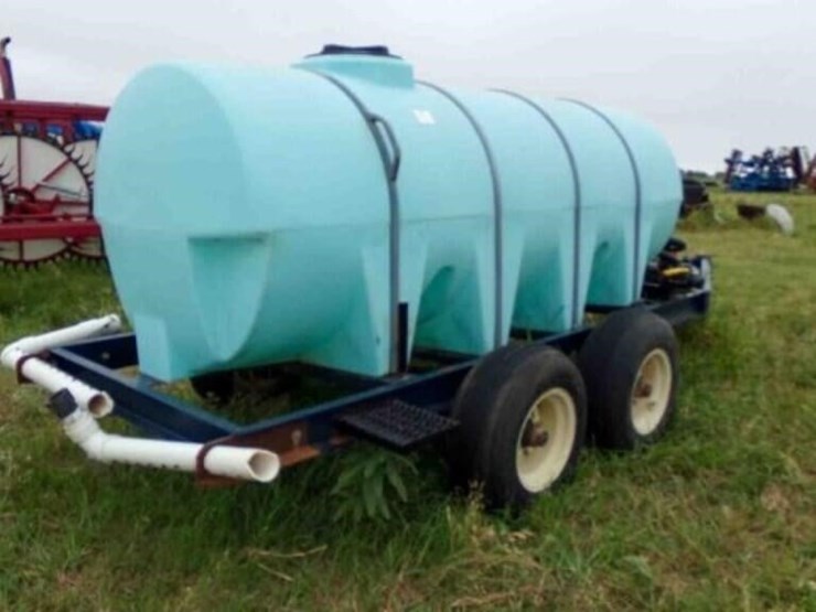 1000-gal-nurse-tank-with-motor/pump-image-5