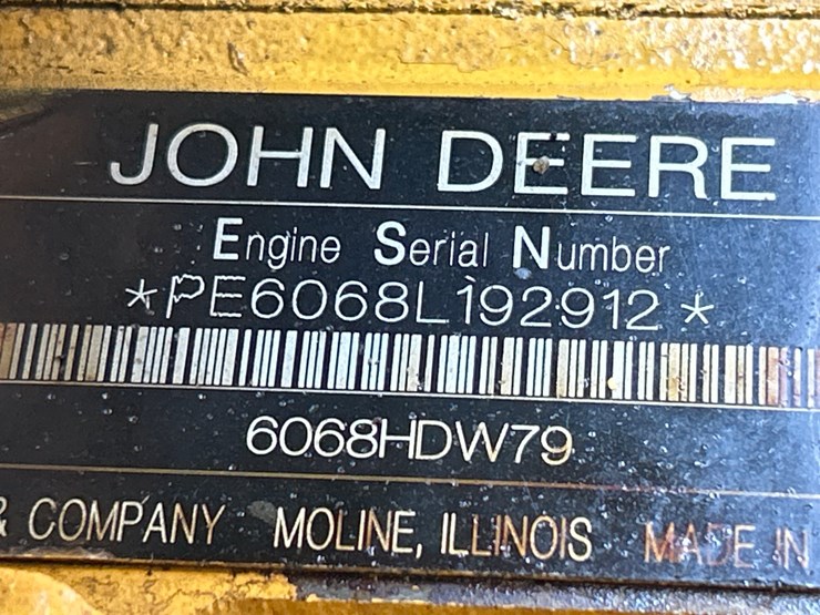 2012-deere-624k-image-63