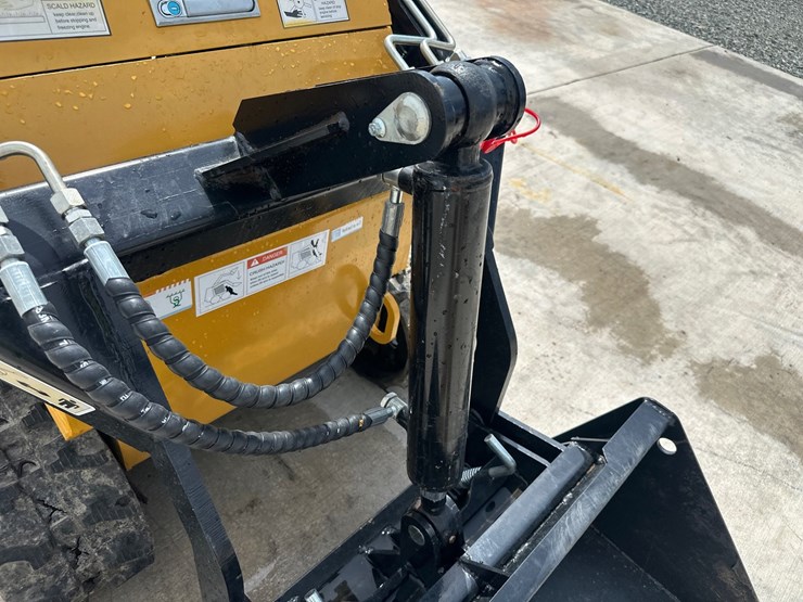 #5141-•-2025-agt-mx-crt23-mini-skid-steer-image-12