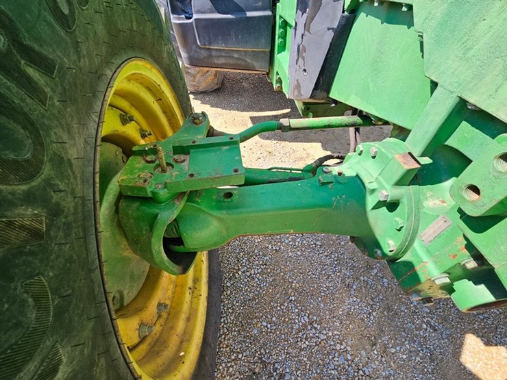 john-deere-8300-image-39