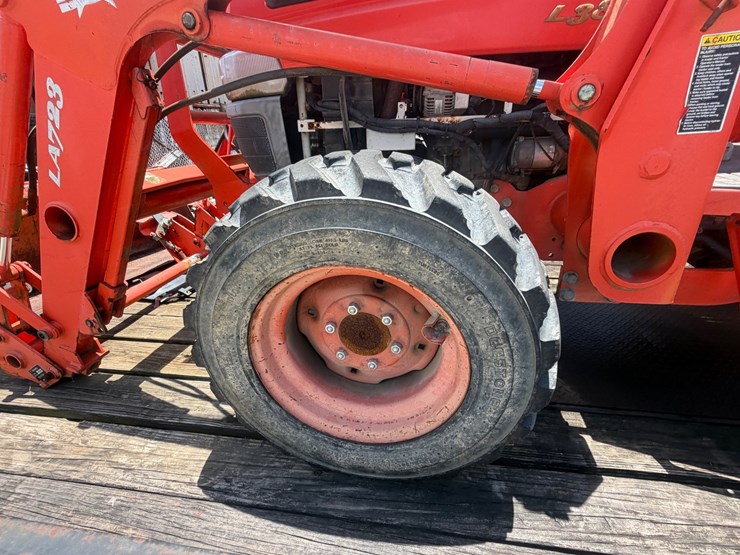 kubota-l3830d-image-11