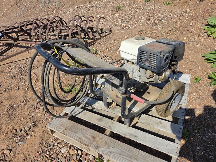 #6175-•-excell-pressure-washer-image-3