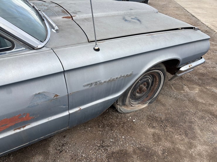 #2181-•-1964-ford-thunderbird-coupe-image-28