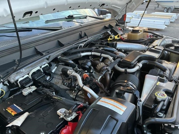 2012-ford-f550-image-17