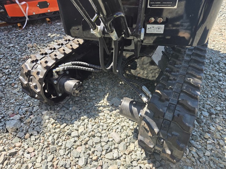 #5014-•-unused-future-ft13-mini-excavator-image-13