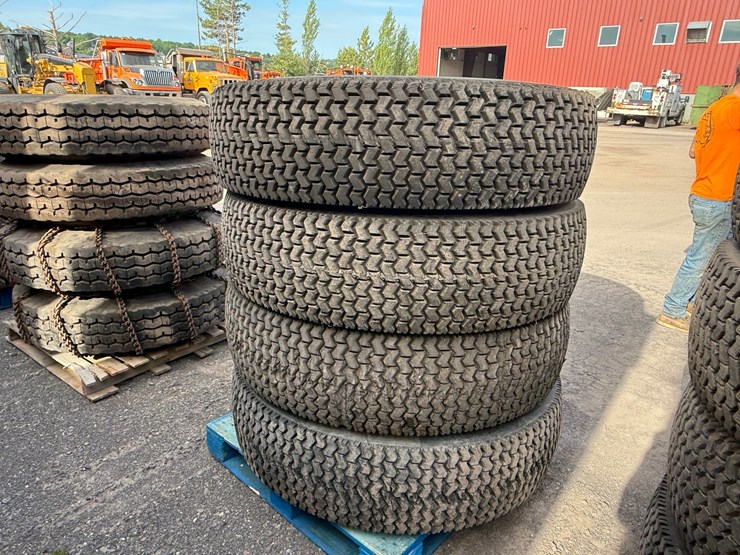 #1332-•-michelin-tires-image-4