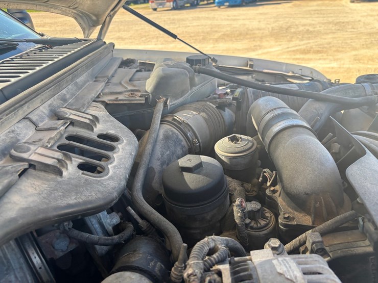 2004-ford-f450-image-35