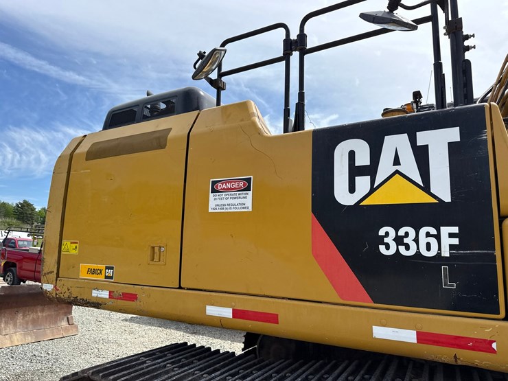 2017-caterpillar-336fl-image-29