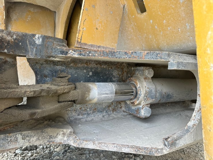 1995-caterpillar-dp70-image-51