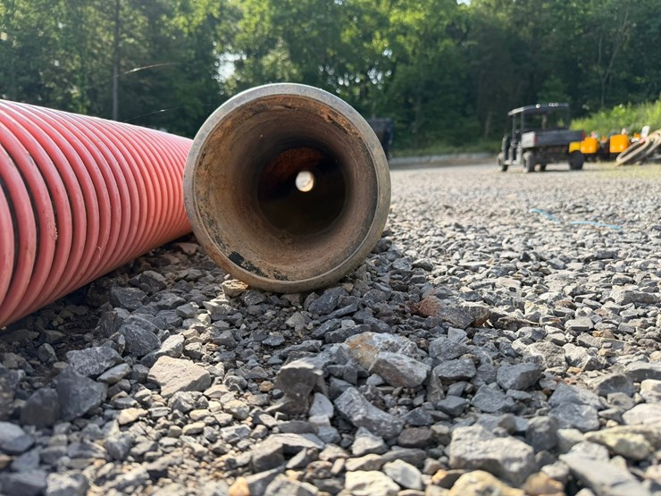 #4027-•-3-sections-of-heavy-duty-industrial-hose-w/-bauer-hose-fittings-image-5