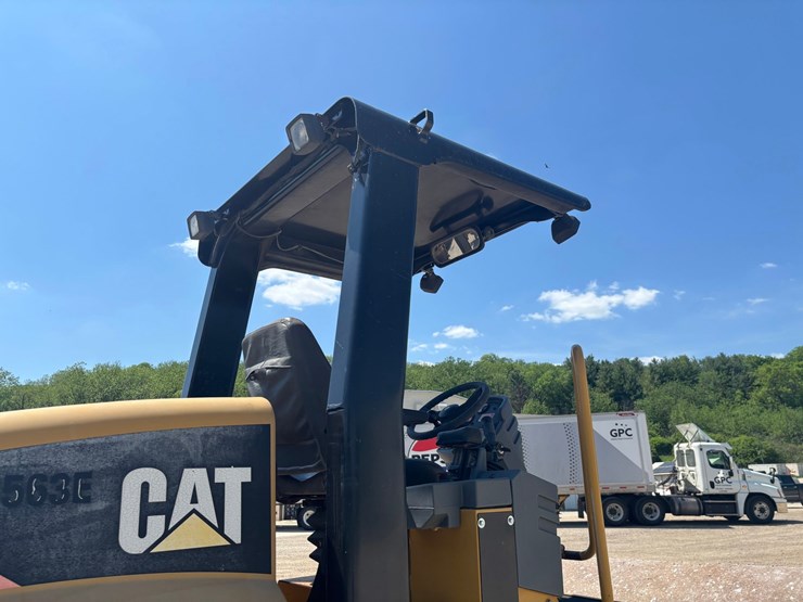 caterpillar-cs-563e-image-16