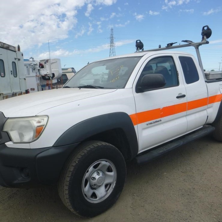 2014 TOYOTA TACOMA