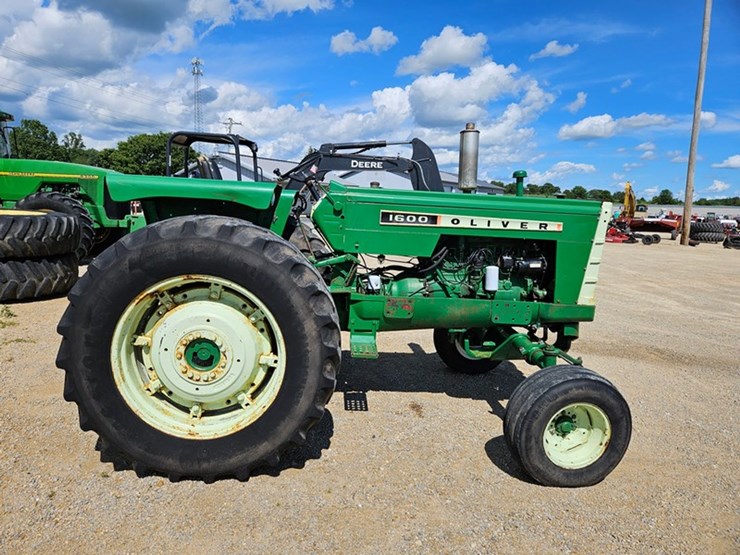 oliver-1600-image-7