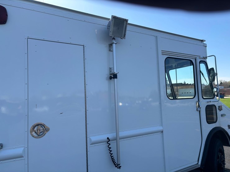 #2419-•-1987-chevrolet-emergency-response-unit-image-87