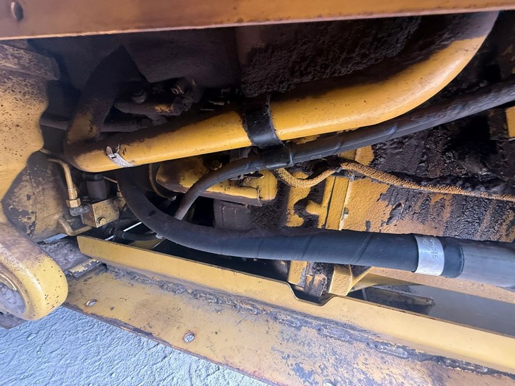 caterpillar-160m-image-130