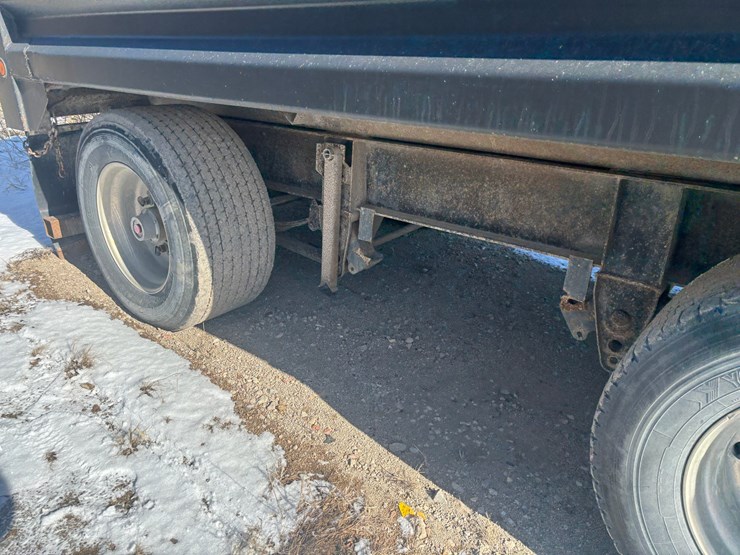 #2175-•-2004-cancade-dump-pup-trailer-image-24