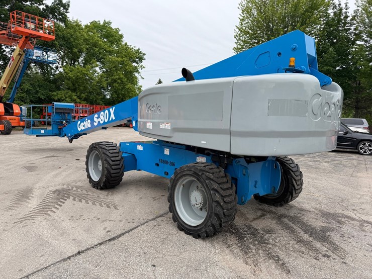 2013-genie-s80x-image-3