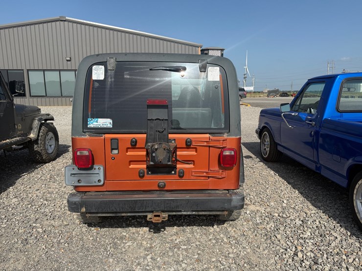 2001-jeep-wrangler-image-16