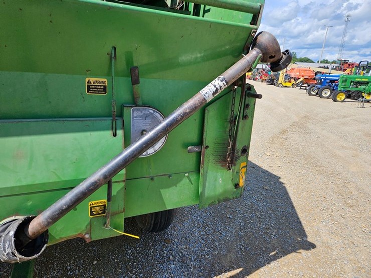 john-deere-714a-image-11