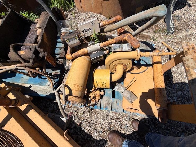 #1799-•-allis-chalmers-hydro-cone-600-crusher-image-50