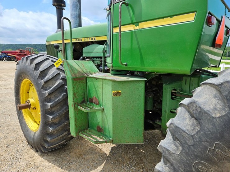 john-deere-8430-image-23