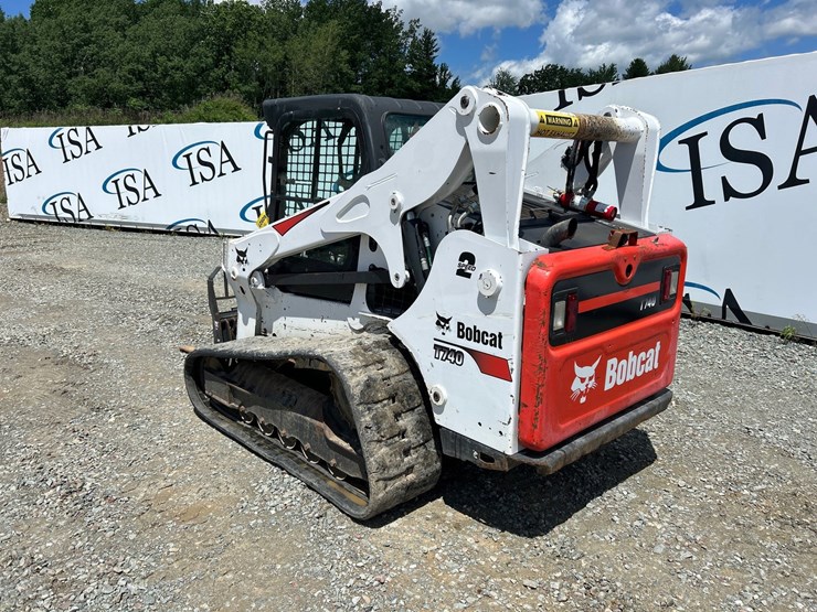 2020-bobcat-t740-image-2