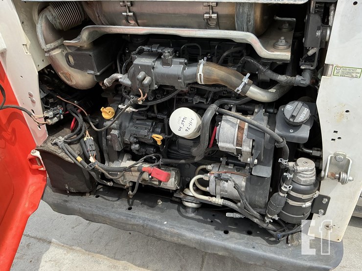2019-bobcat-t770-image-19
