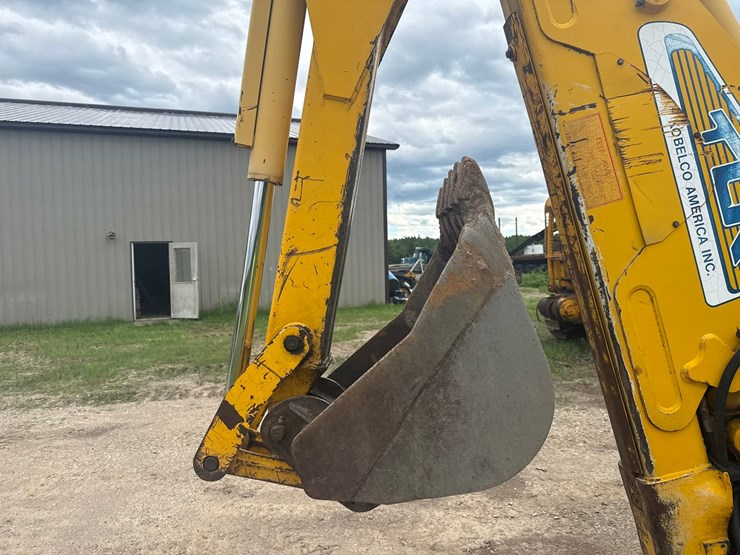 #1184-•-1997-kobelco-750-4x4-loader-backhoe-image-44